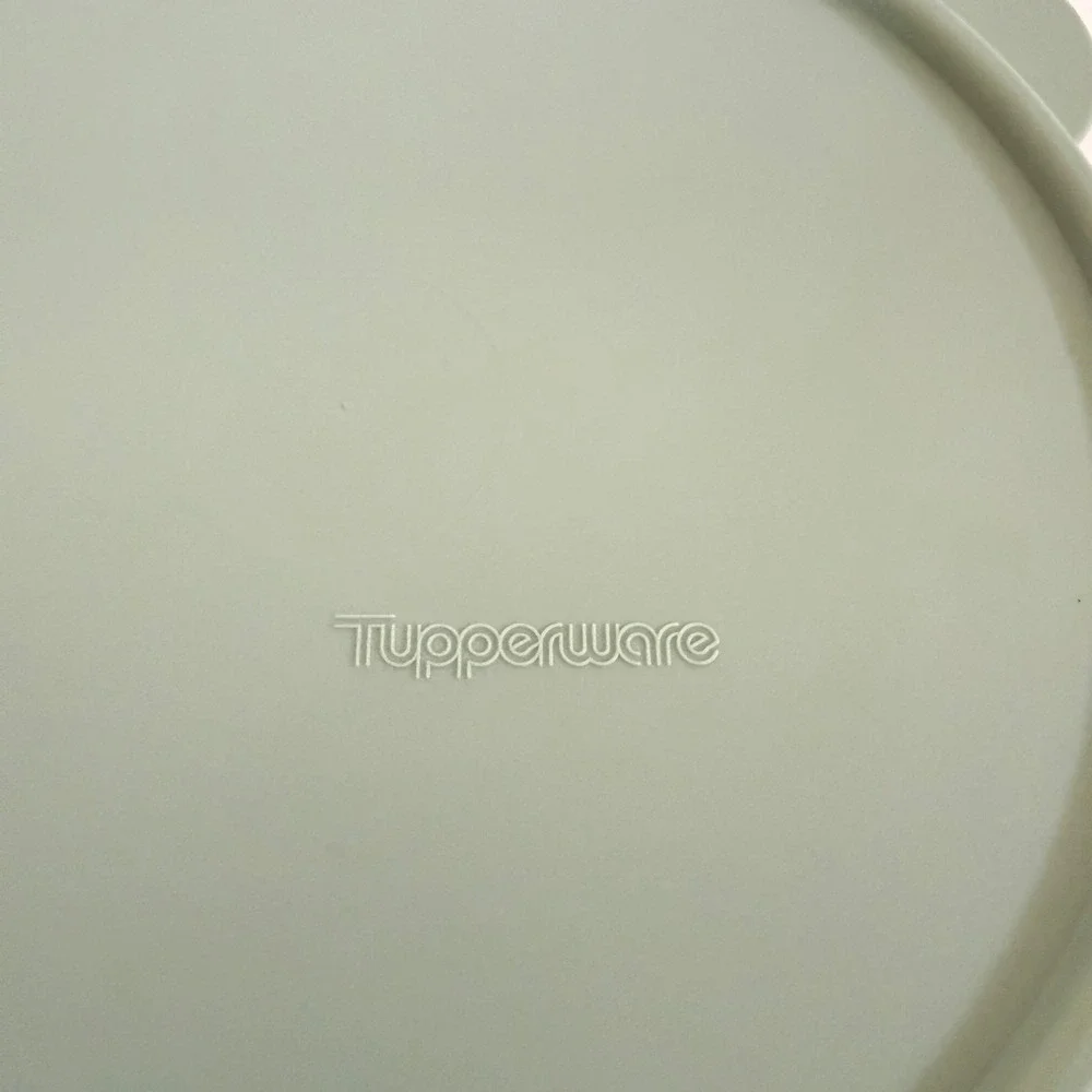 Vintage Tupperware Wonderlier Bowl Set Pastel Green White Lids USA